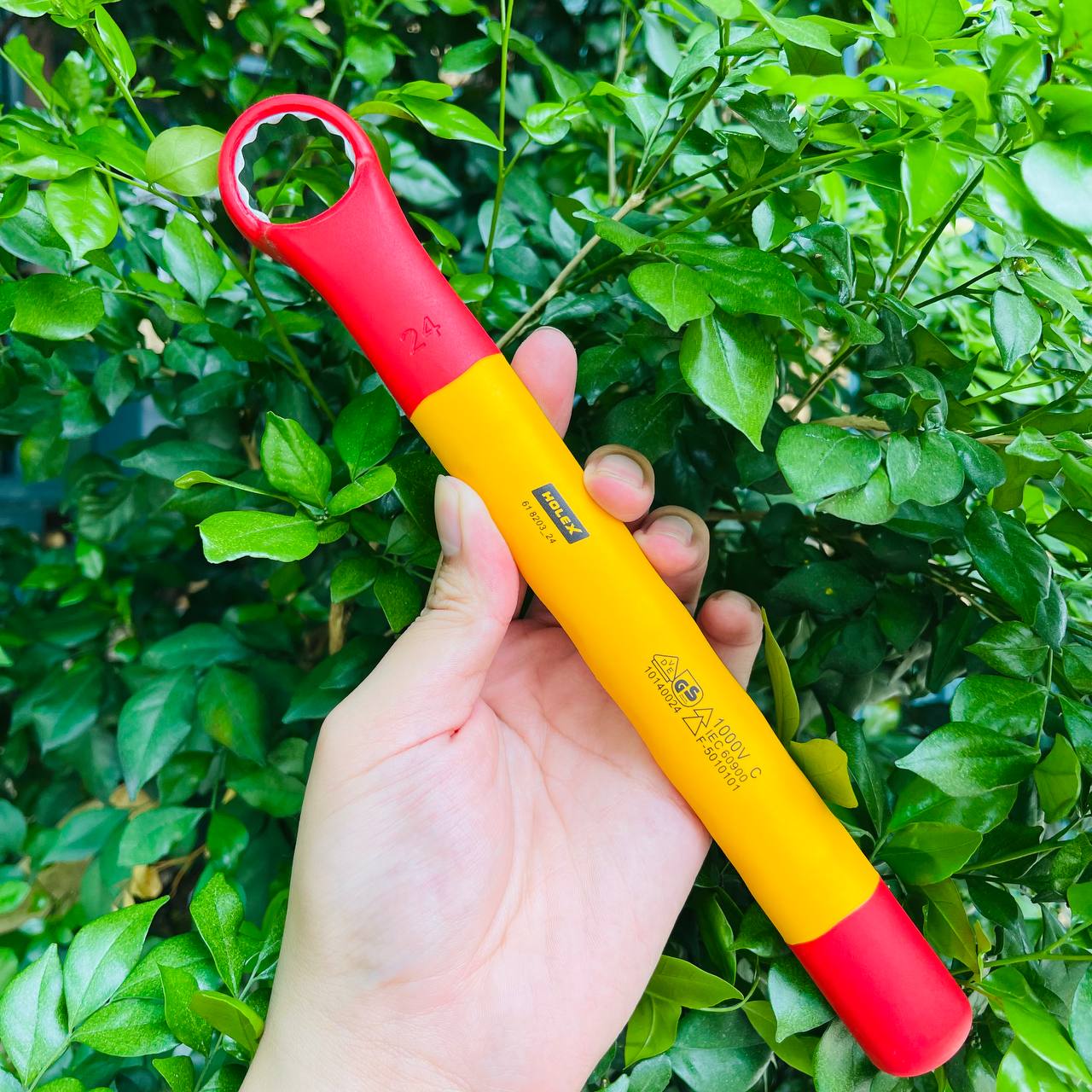 Cờ lê đầu vòng , cách điện 1000V Holex 24mm Cờ lê đầu vòng , cách điện 1000V Holex 24mm